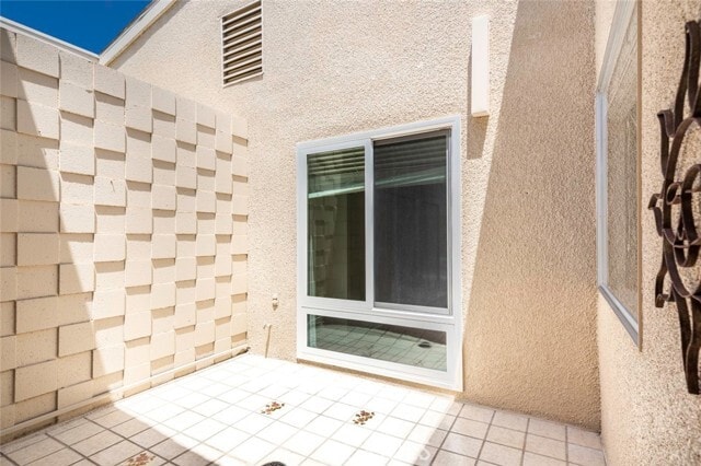 Building Photo - 703 Avenida Sevilla