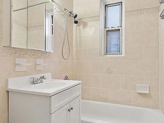 Building Photo - 41-15 45th St