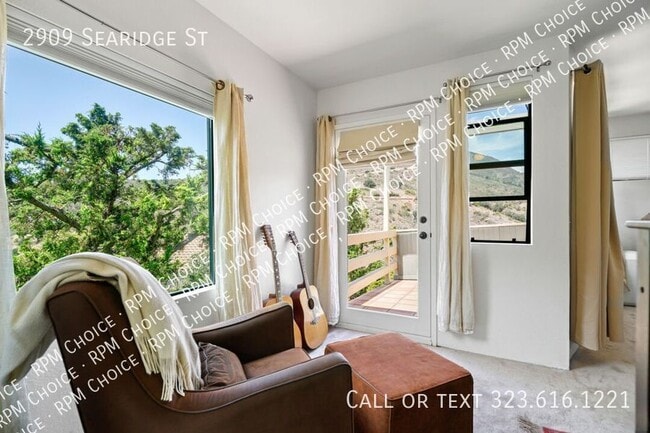 Building Photo - 2909 Searidge St