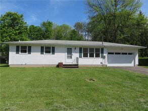 Building Photo - 1428 Long Pond Rd