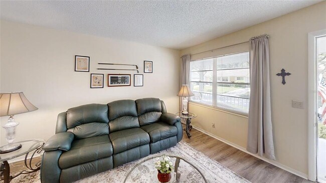 Building Photo - 8741 SW 96th Ln