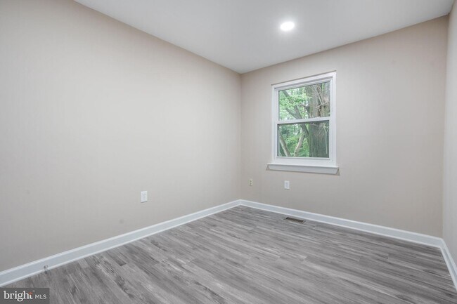 Building Photo - 3671 Waterwheel Square