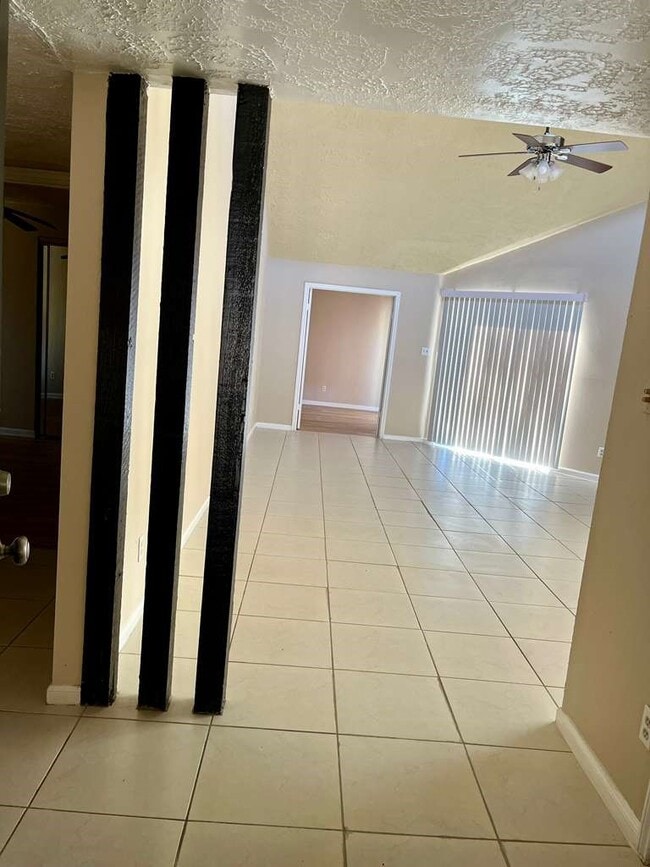 Building Photo - 13511 Quetzal Ln