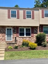 Building Photo - 315 Laporte Ct