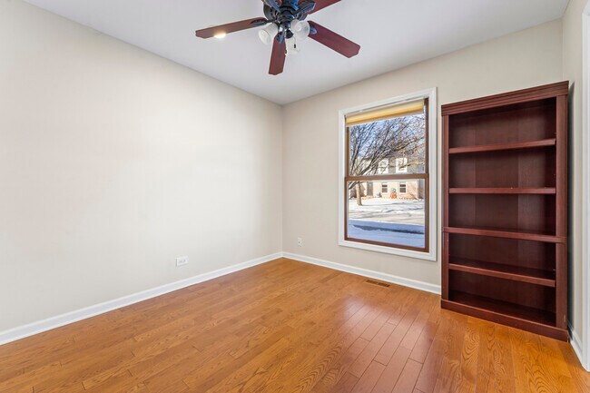 Building Photo - 9 Edgewood Rd