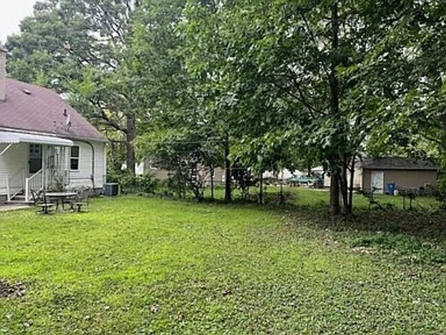 Building Photo - Fully Remodeled 3-Bedroom Home in Dearborn Heights — Great Location, Ready for You