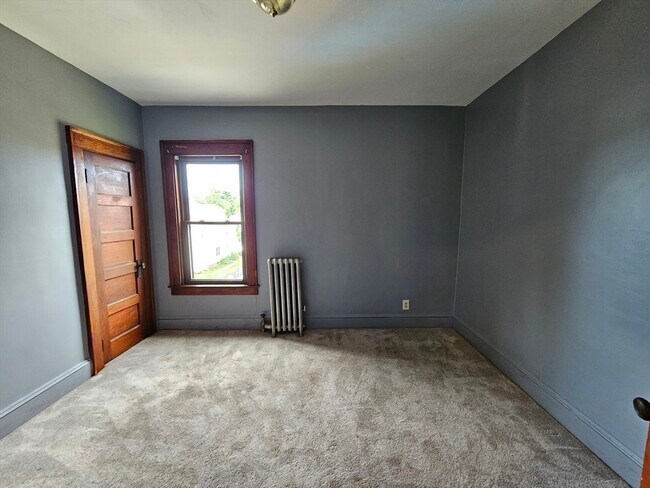 Building Photo - 30 Bemis St