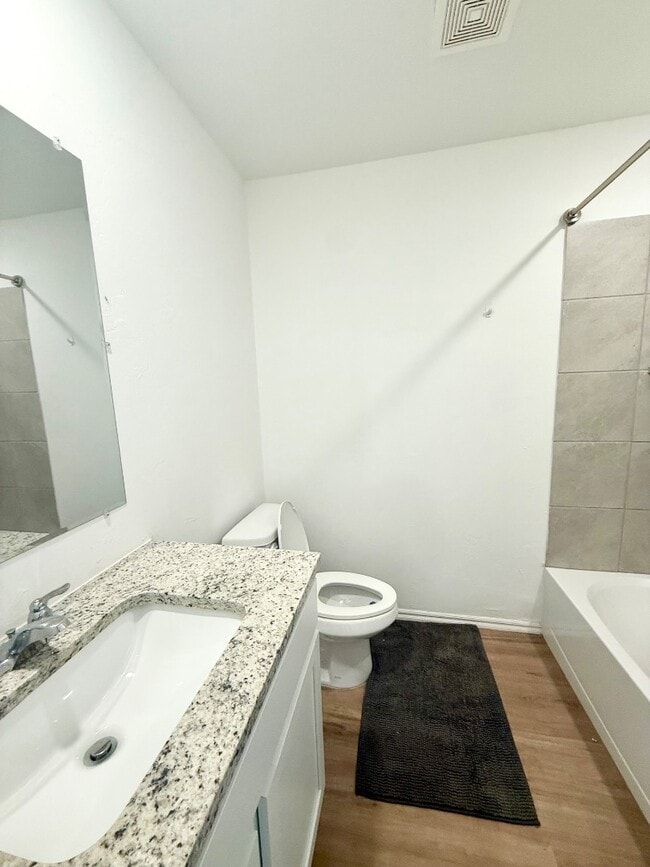 Building Photo - 3733 Palmetto Blf Dr