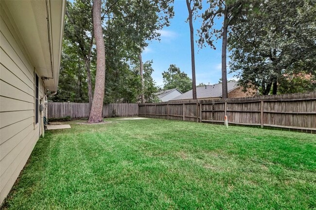 Building Photo - 6 Green Slope Pl