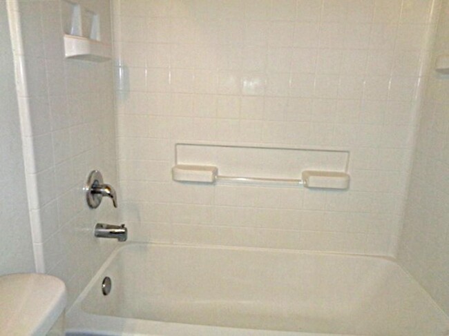 Building Photo - 3410 Maris Way