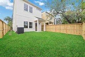 Building Photo - 4010 Dreyfus St