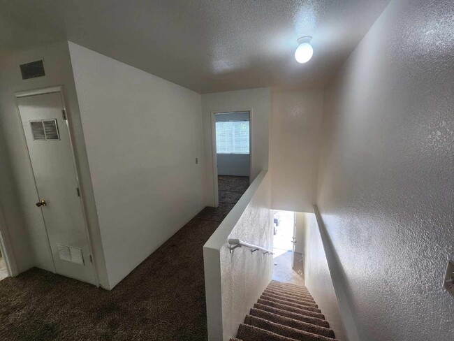 Building Photo - 6785 Indian Dr