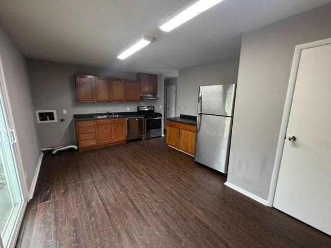 Building Photo - 3212 Kimberly Dr