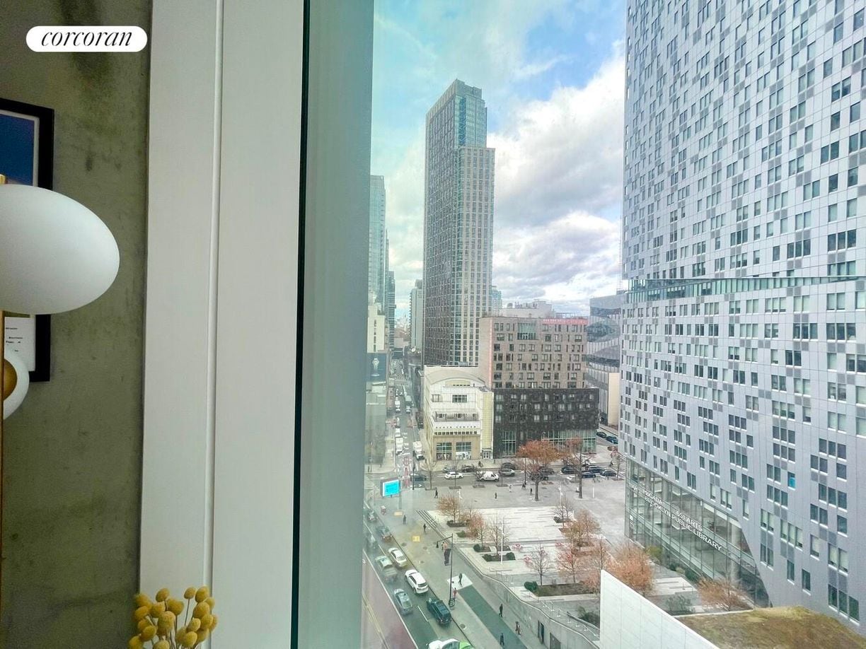 Building Photo - 505 State St