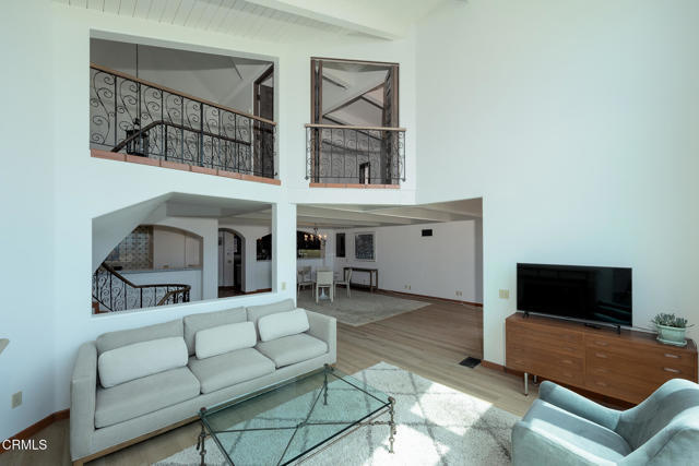 Building Photo - 3265 Ocean Dr