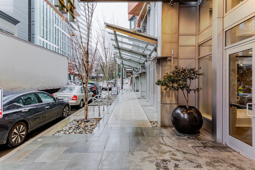 Building Photo - 1823 Minor Ave