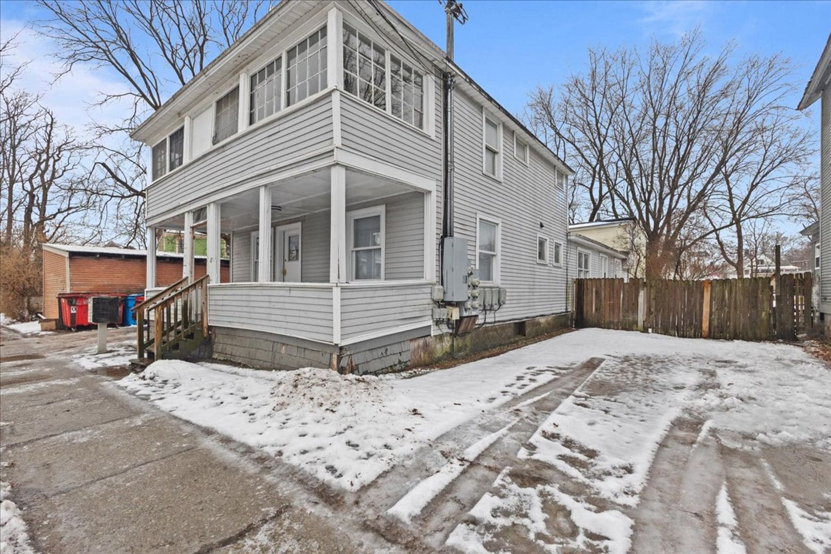 Building Photo - 43-47 Willow St