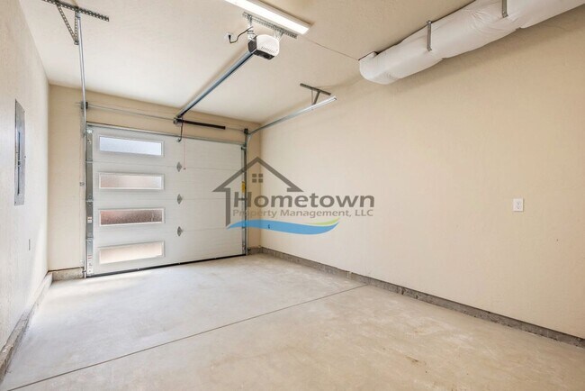 Building Photo - Craftsman-Style Home in Coeur d'Alene with 2 Bedrooms, 1.5 Bathrooms!