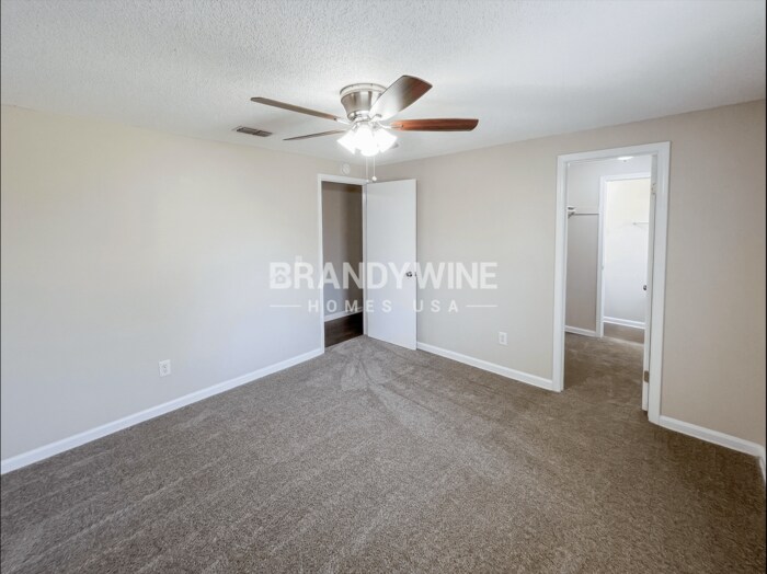 Building Photo - 5937 Camaro Dr W