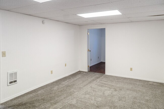 Building Photo - 14715 E Mission Ave