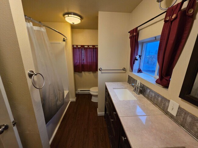 Building Photo - Wonderful Home in Spokane