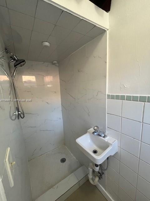 Building Photo - 2475 NE 184th Terrace