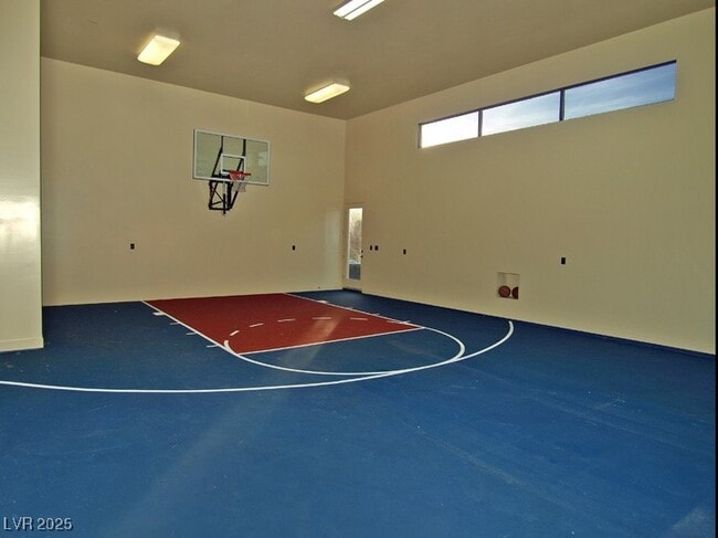 Building Photo - 17 Soaring Bird Ct