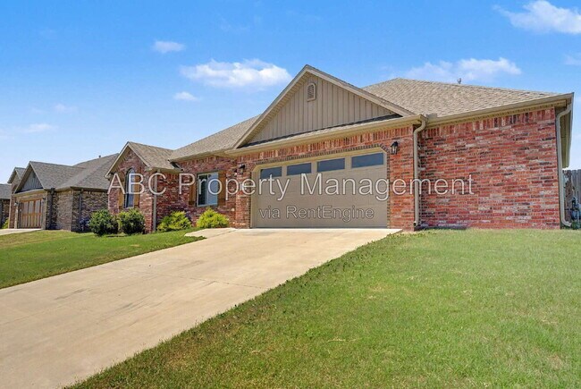 Building Photo - 381 Captain Hopkins St