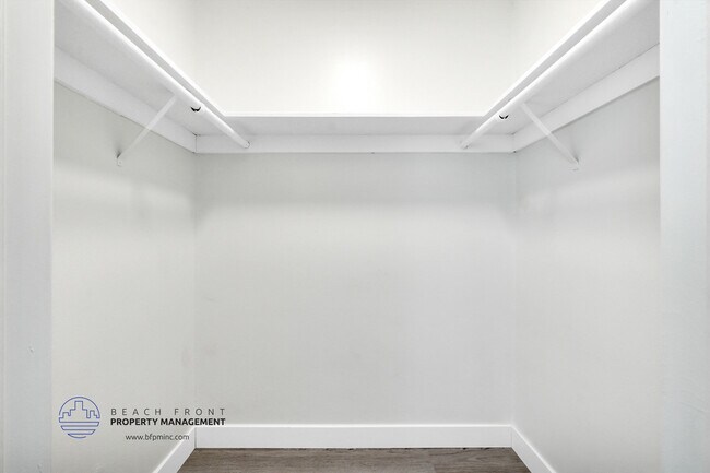 Floorplan - 910 Enterprise Avenue