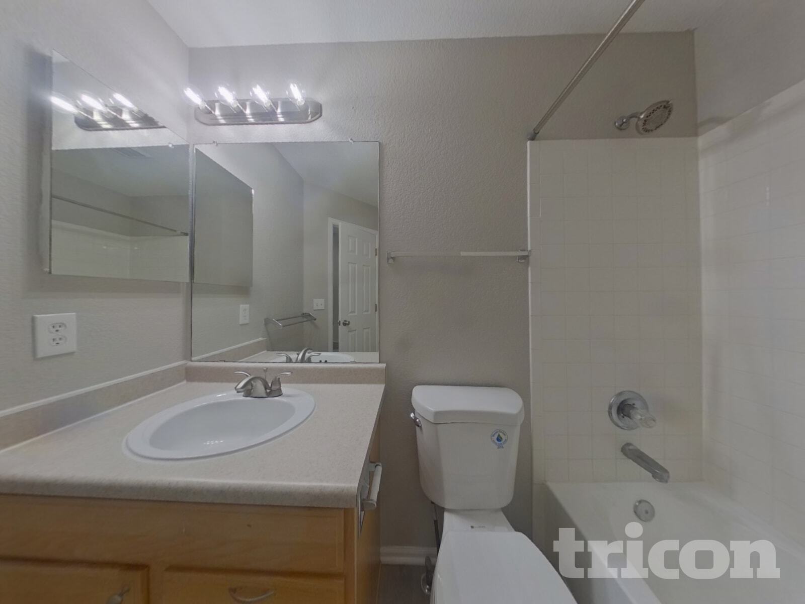 Building Photo - 301 Kingbird Cir