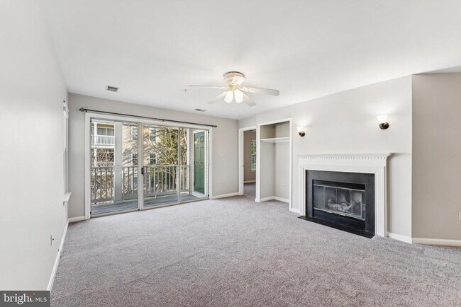 Building Photo - 13117 Millhaven Pl