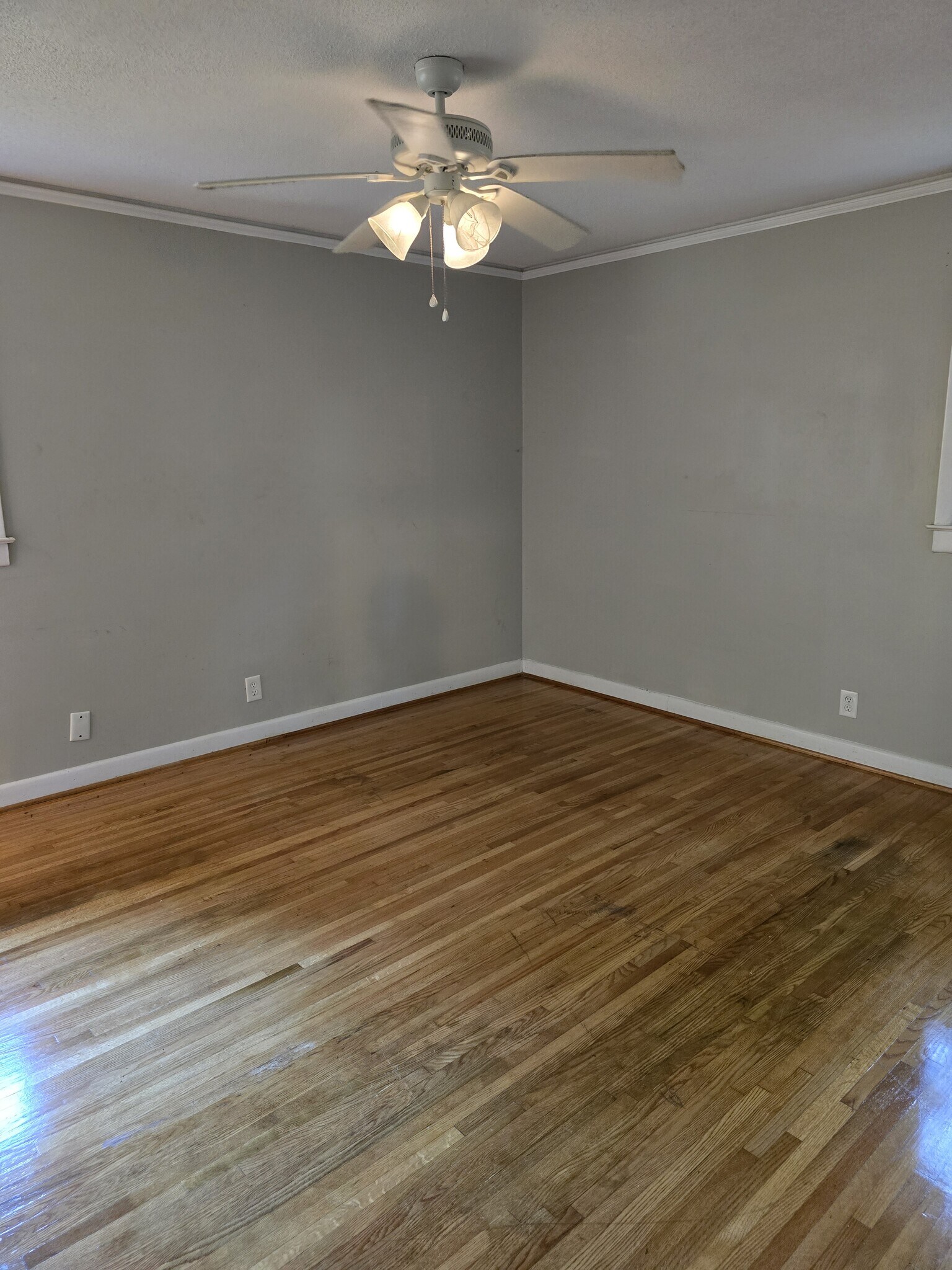 Building Photo - 700 Delverton Rd