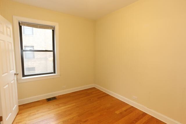 Building Photo - 3731 N Pine Grove Ave