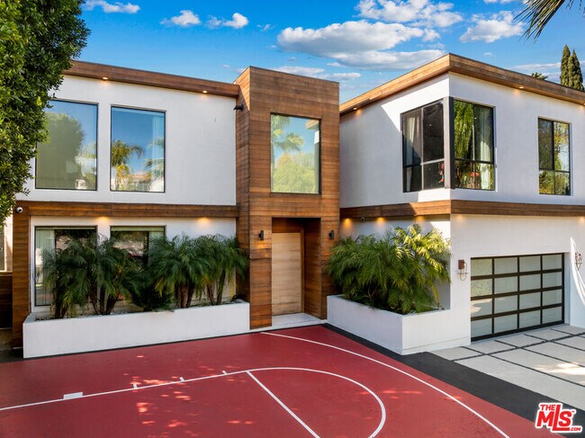 Building Photo - 4841 Alonzo Ave