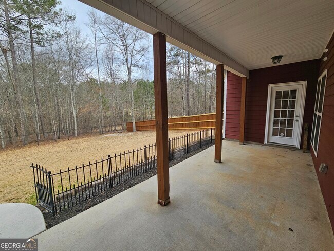 Building Photo - 31 Ridgeview Dr