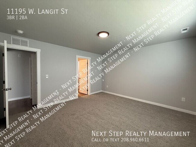 Building Photo - 11195 W Langit St