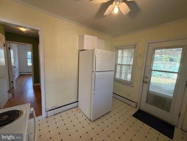 Building Photo - 540 Bellview Ave