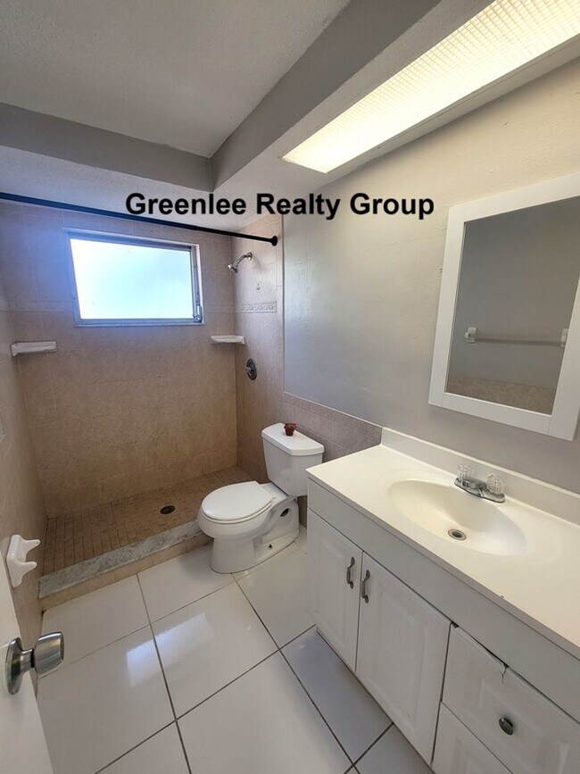 Building Photo - Updated 3 Bedroom/1.5 Bathroom POOL Home i...