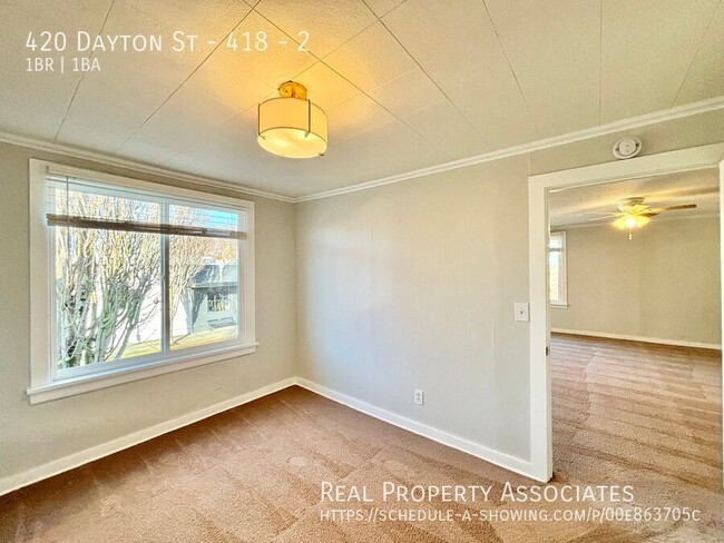 Building Photo - Spacious 1-Bedroom/1-Bathroom in Edmonds! ...