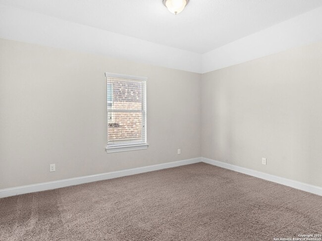 Building Photo - 1714 Kosmas Dr