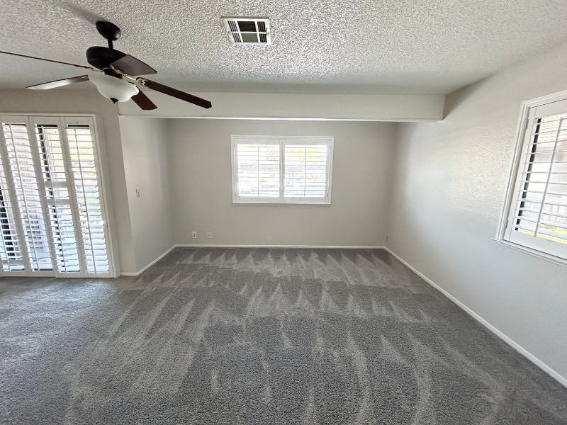 Building Photo - 3375 E Tompkins Ave