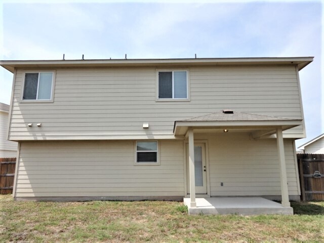 Building Photo - 13329 High Sierra St