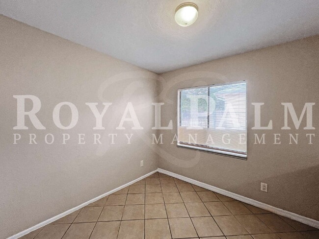 Building Photo - Cold Outside, Cozy Inside – Winter-Ready Fort Myers Renovated 3BR/2BA Duplex with a New HVAC...Yu...