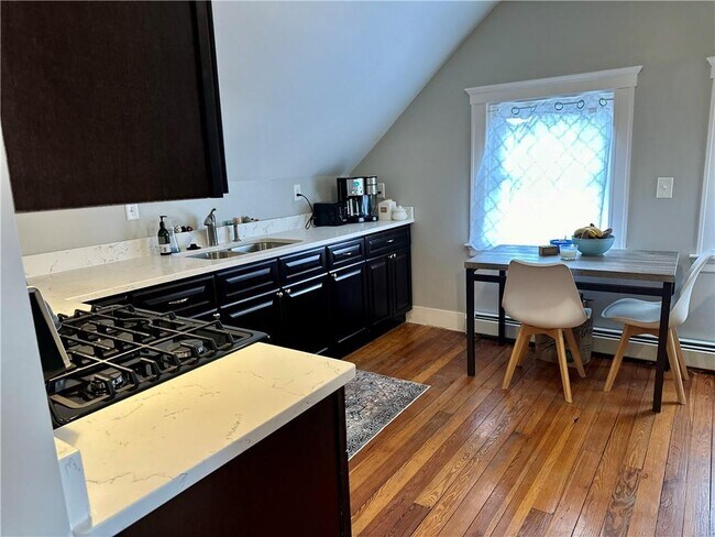 Building Photo - 1003-1003 Narragansett Blvd