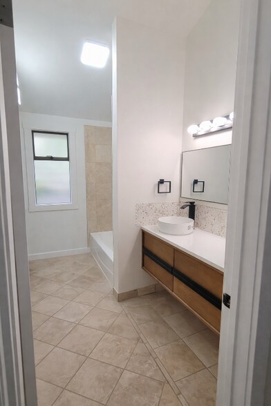 Building Photo - 15005 58th Ln NE