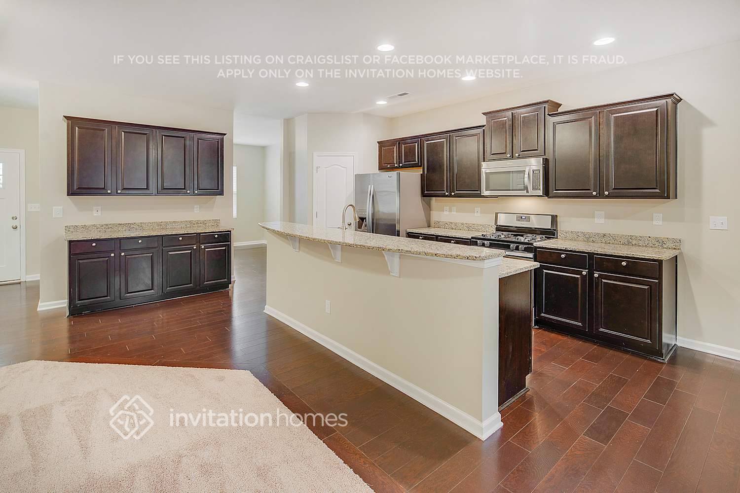 Building Photo - 1006 Perennial Ln