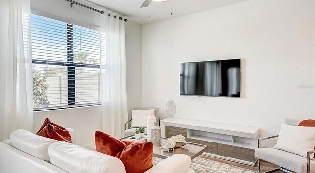 Building Photo - 8044 Gulfstream Ct