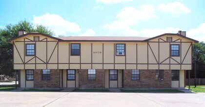 Building Photo - 4808 Rainbow Cir