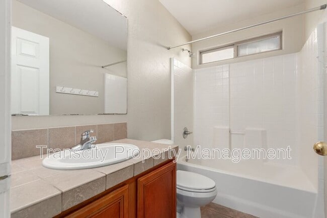 Building Photo - 4189 S Rim Rd