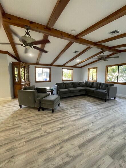 Building Photo - 27989 Lance Dr